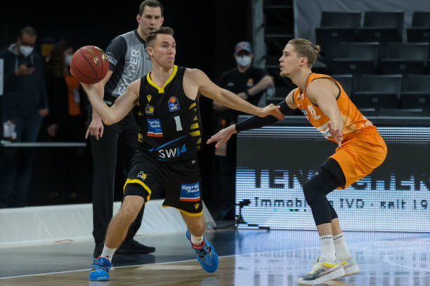 员突然横向 员突然横向